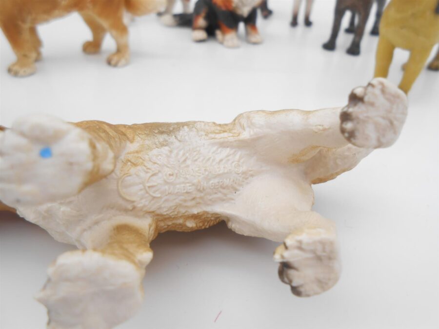 7 Schleich Hunde & Katze Vintage Figuren Bernhardiner Drathaar & mehr