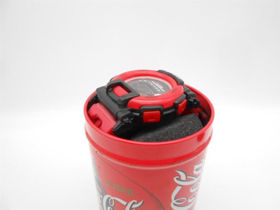 Coca Cola Millenium Armbanduhr in Coca Cola Behälter Dose ohne Batterie