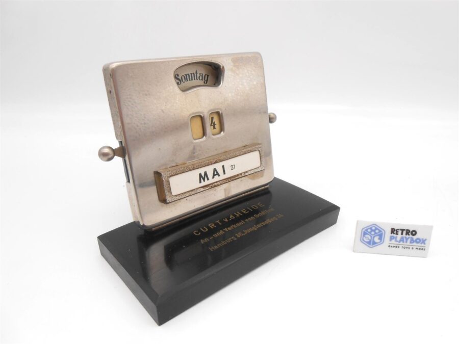 Ewiger Kalender aus Messing von Jakob Maul um 1930 auf Sockel ca. 8 cm