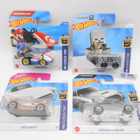 Hot Wheels 1956 CORVETTE, MINECRAFT, ASTON MARTIN, MARIOKARD Mattel