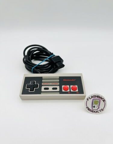 Nintendo NES-004E Gamepad/ Controller Zustand: Gut