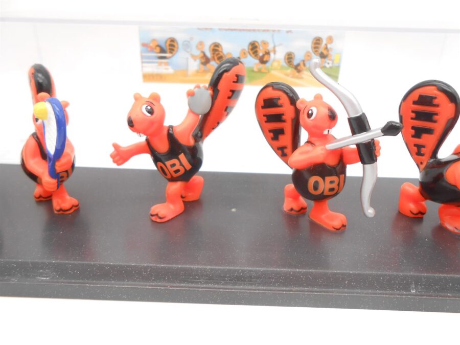 OBI Sammelbiber komplettes Set in Vitrine (26x7x7cm) 2005 Vintage Retro