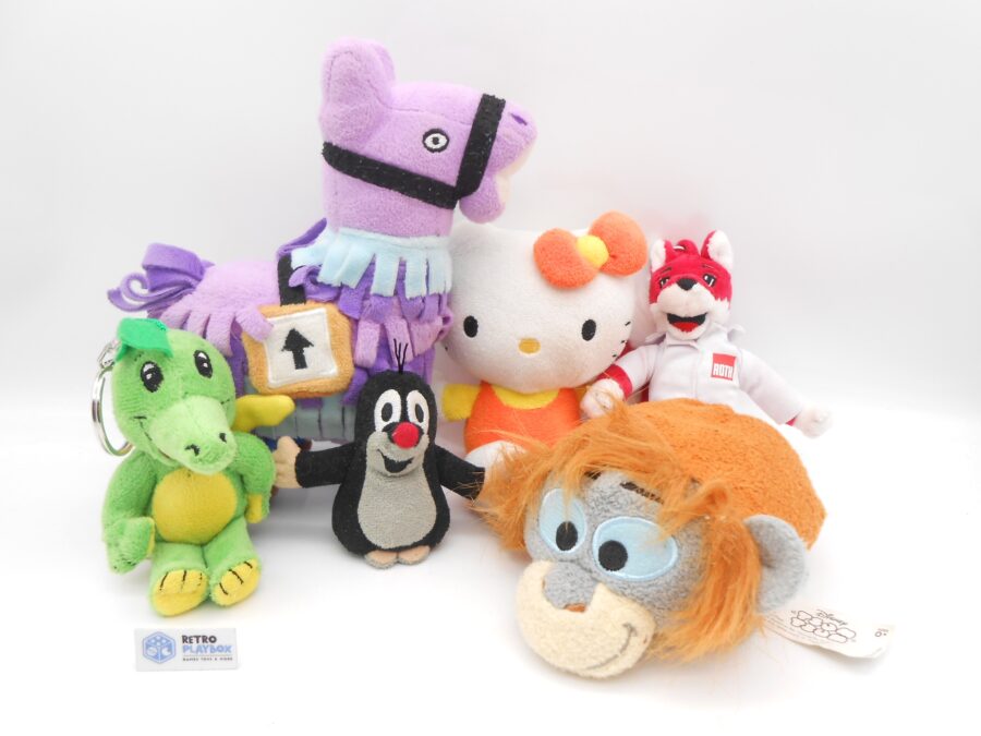Plüsch Hello Kitty, Tabaluga, Maulwurf, Fortnite, Roth Fuchs Tsum Tsum