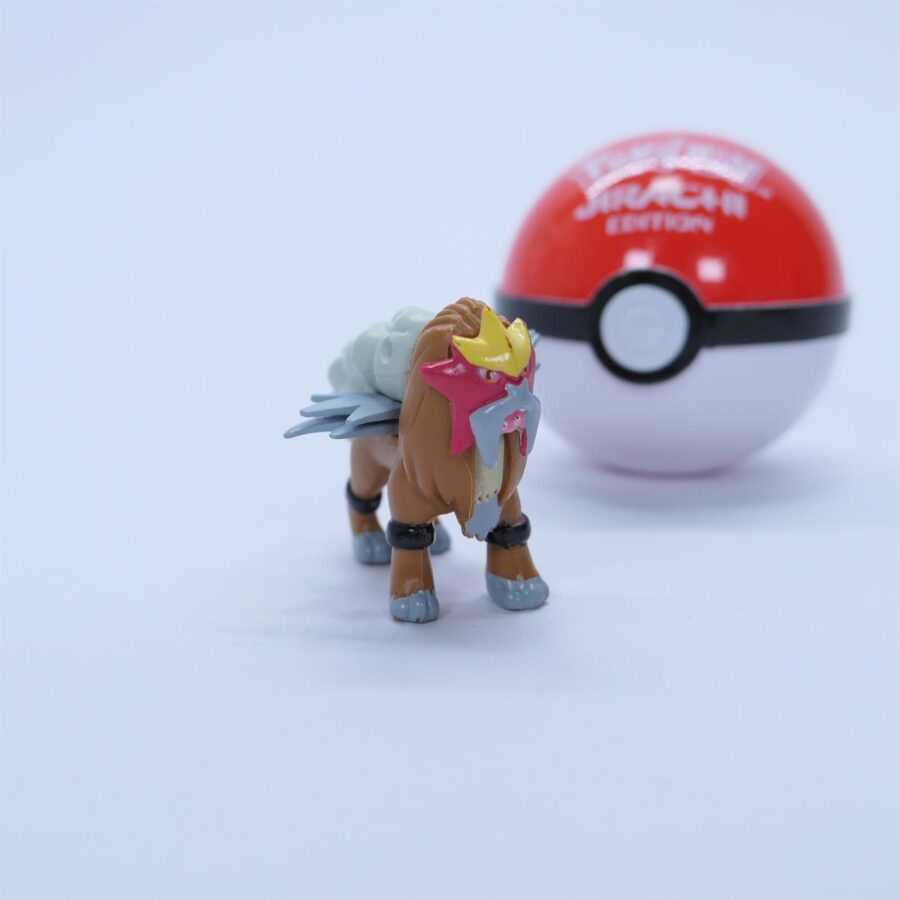 Pokémon Mini Figur + Pokéball ENTEI 2010 Rare / guter Zustand
