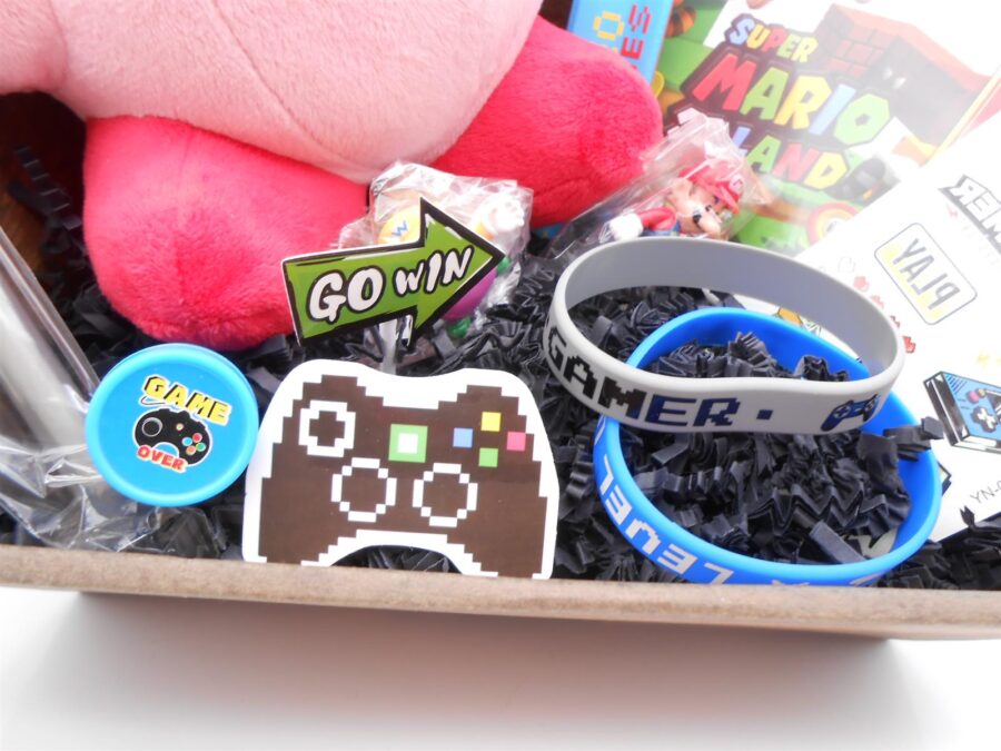 PRÄSENTKORB "Super Mario Land 3DS"+Kirby Plüsch Nintendo Gaming Geschenkidee