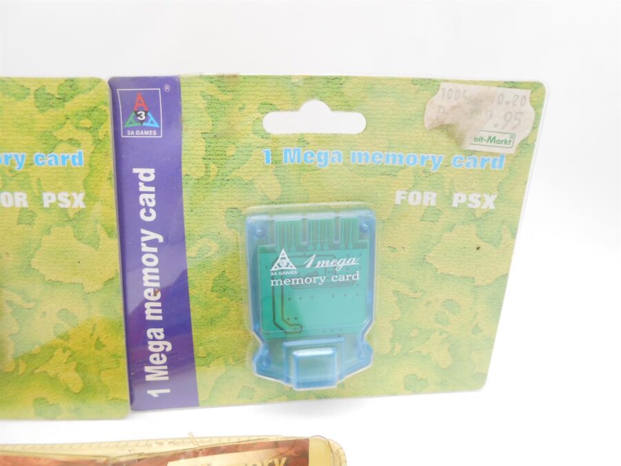 PS1 - Memorycard 3 Stück mit OVP 2x 1 MB 1x 8 MB Verpackung beschädigt