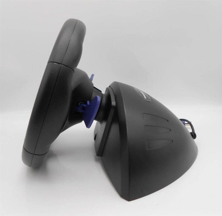 Racing Wheel Thrustmaster Lenkrad für Gamecube Zustand: Gut