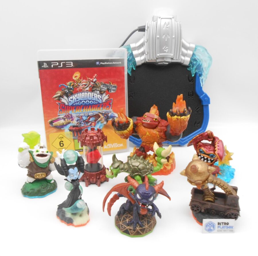 SKYLANDERS Portal of Power + PS3 Spiel Skylanders Giants + 8 Figuen Set