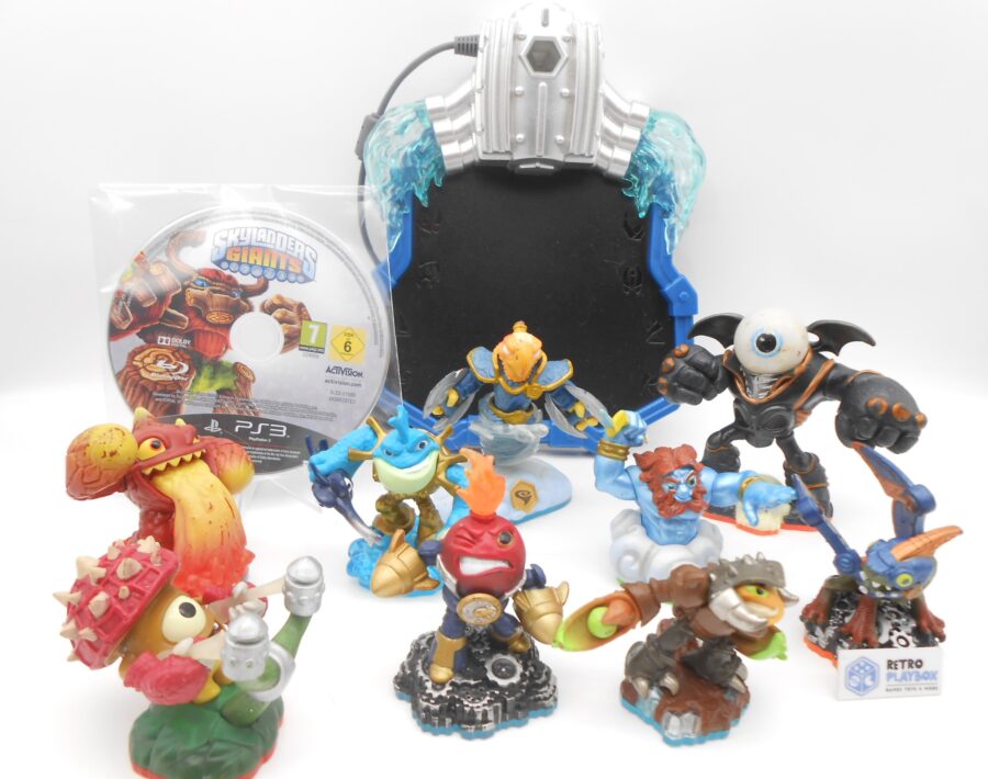 SKYLANDERS Portal of Power + PS3 Spiel Skylanders Giants + 9 Figuen Set