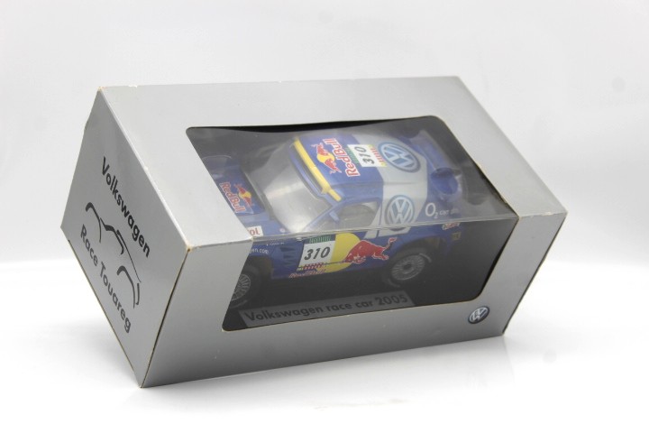 VW Volkswagen race car 2005 Modell 17x8cm Race Touareg Neu